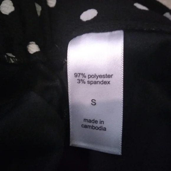 Maurices high-rise shorts -small NWOT - Picture 8 of 9